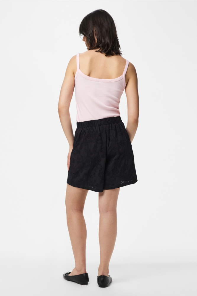 Pieces zwarte dames korte broek | Model