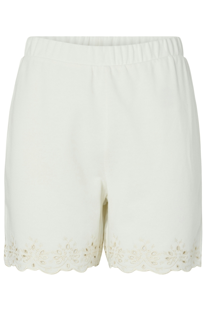 Pieces witte dames korte broek | Vooraanzicht