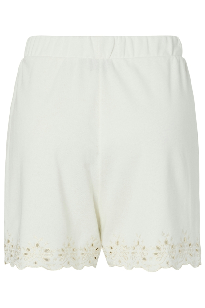 Pieces witte dames korte broek | Achteraanzicht