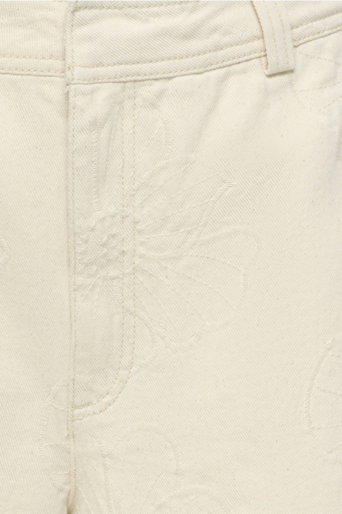 Jacqueline de Yong ecru dames korte broek | Close up