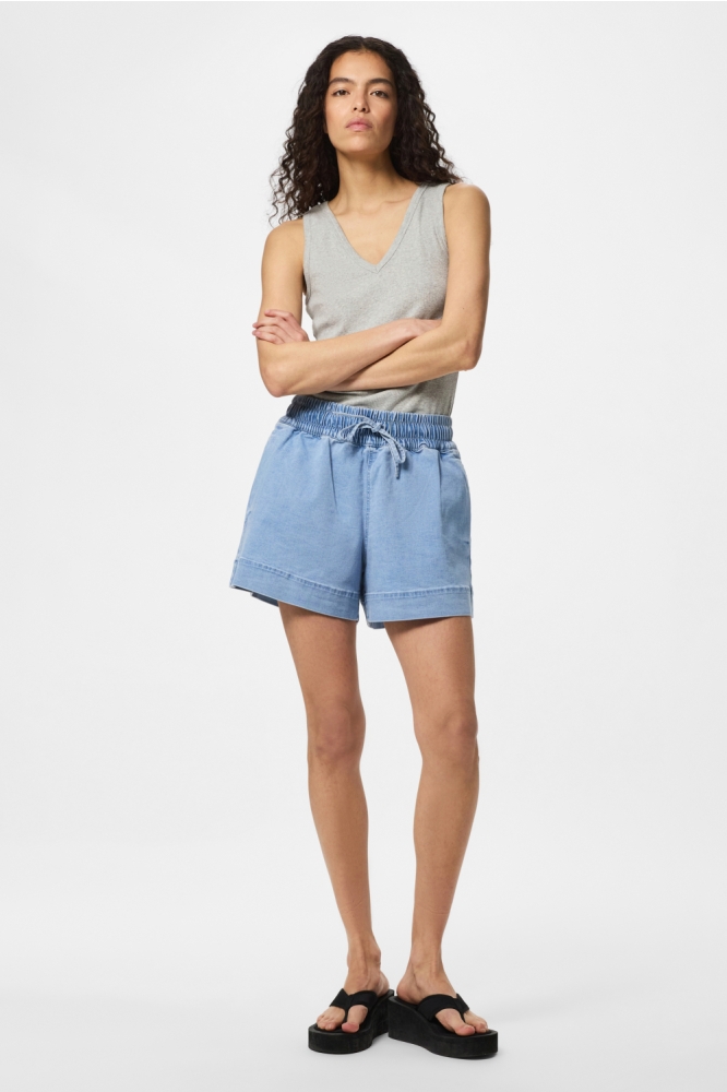 Pieces blauwe dames korte broek | Model