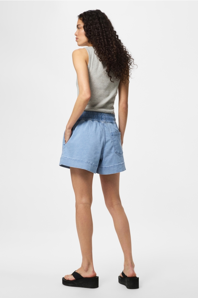 Pieces blauwe dames korte broek | Model