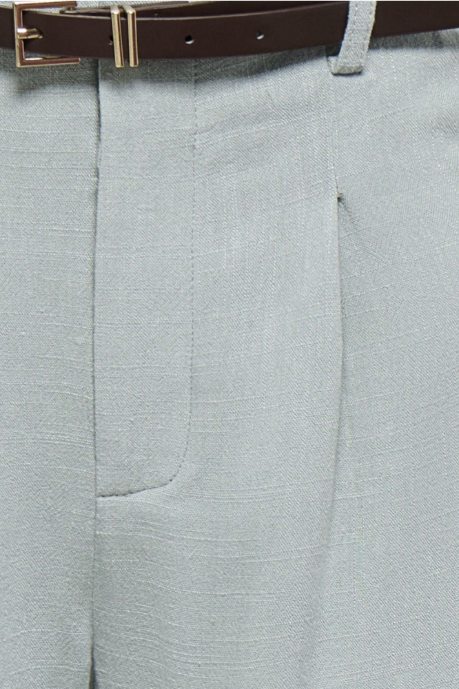 Only blauwe dames korte broek | Close up