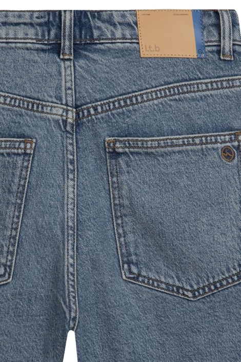 LTB blauwe dames korte broek | Close up