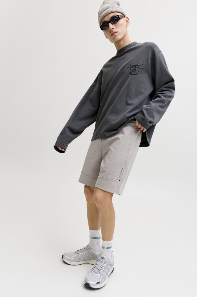 Jack & Jones grijze heren korte broek | Model