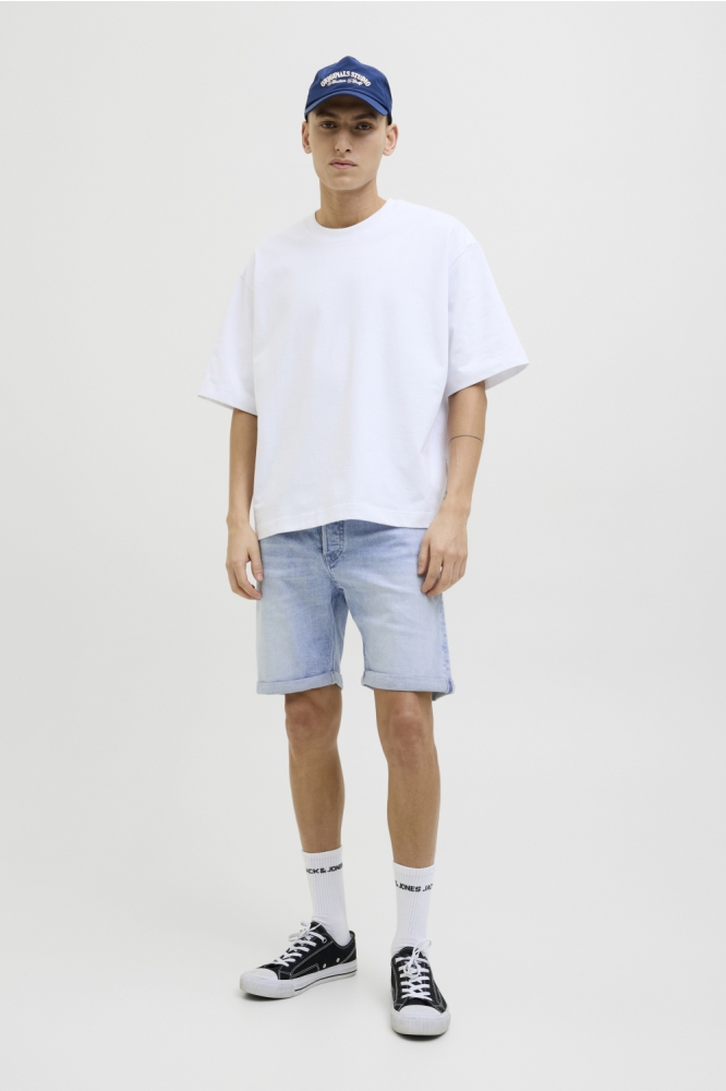 Jack & Jones blauwe heren korte broek | Model