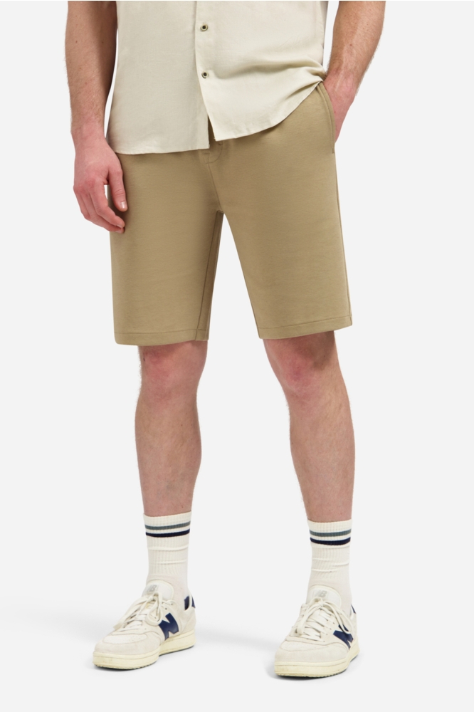 NO-EXCESS taupe heren korte broek | Model vooraanzicht