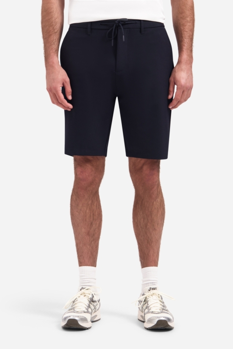 NO-EXCESS blauwe heren korte broek | Model vooraanzicht