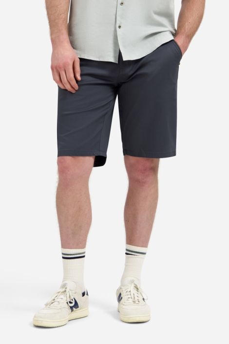 NO-EXCESS grijze heren korte broek | Model vooraanzicht