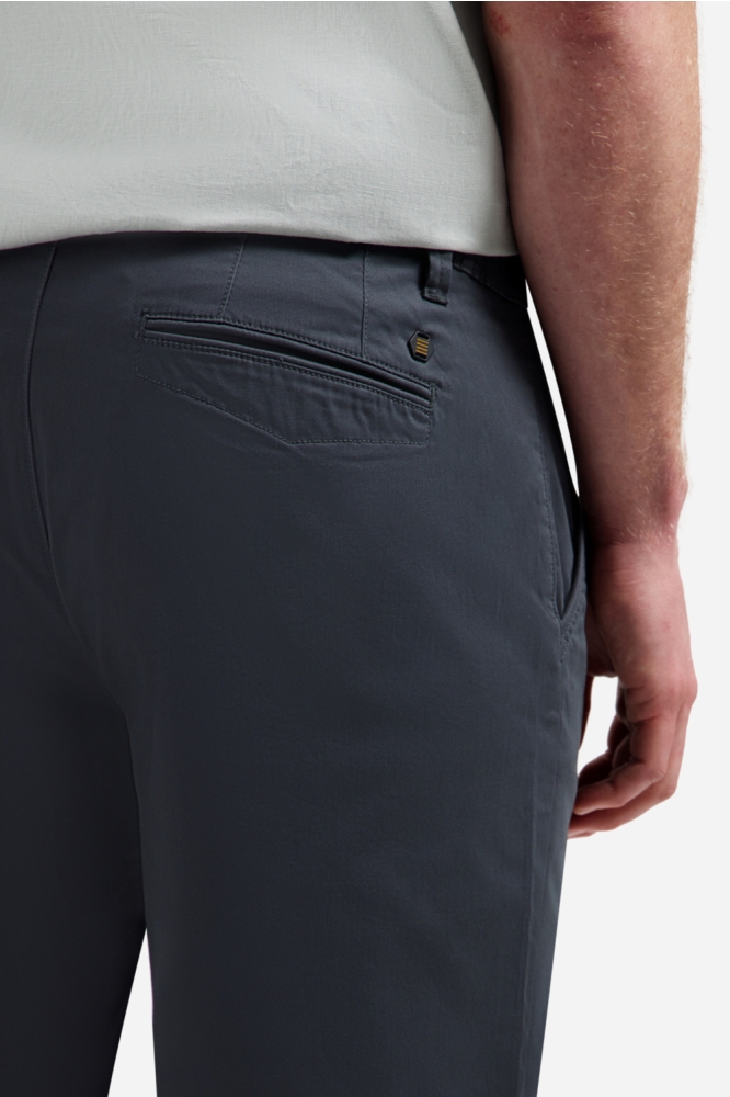 NO-EXCESS grijze heren korte broek | Close up