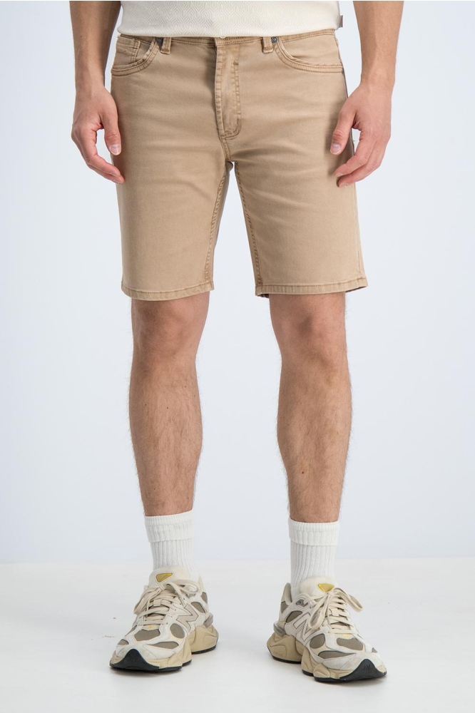 Gabbiano bruine heren korte broek | Model vooraanzicht