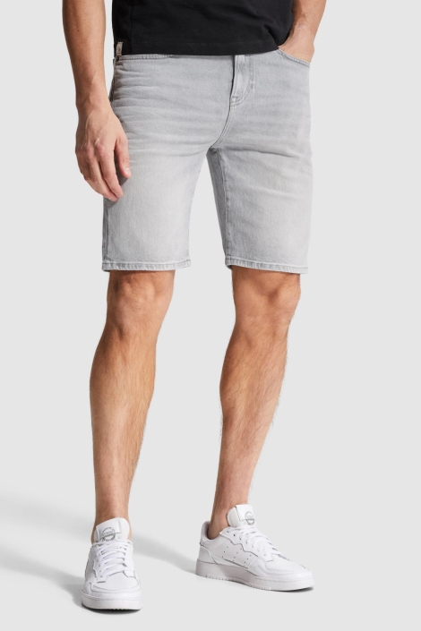 Cast Iron grijze heren korte broek | Model vooraanzicht