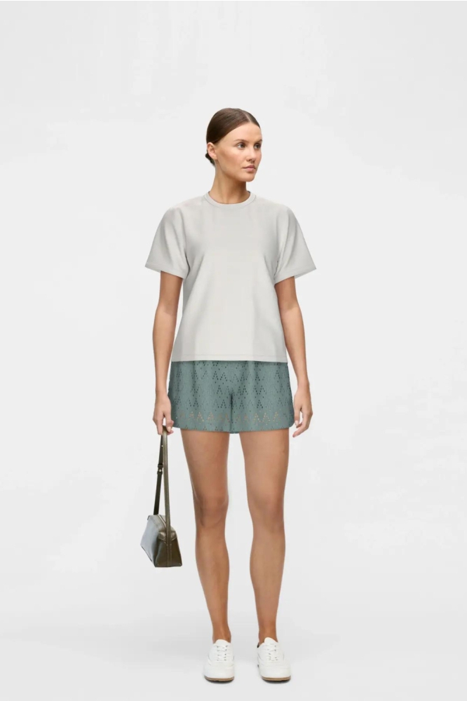 Vila groene dames korte broek | Model