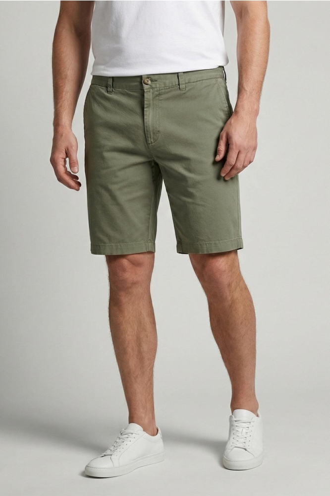 McGregor groene heren korte broek | Model vooraanzicht