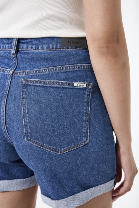 Garcia blauwe dames korte broek | Close up