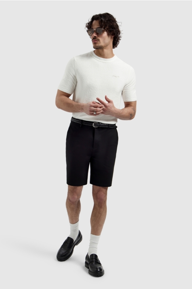 Pure Path zwarte heren korte broek | Model