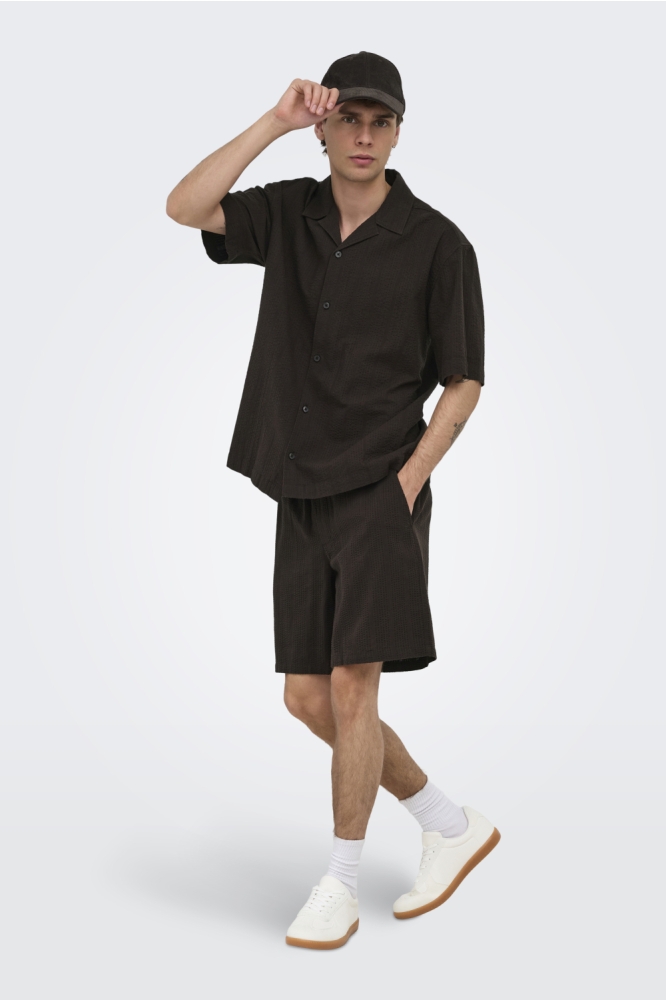 Only & Sons bruine heren korte broek | Model