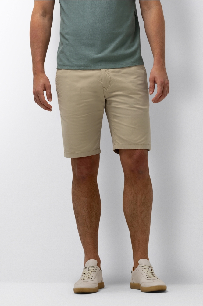 State of Art beige heren korte broek | Model vooraanzicht