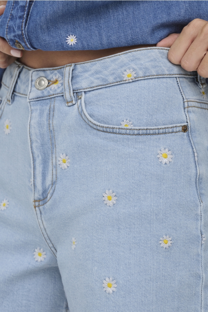 Only blauwe dames korte broek | Close up