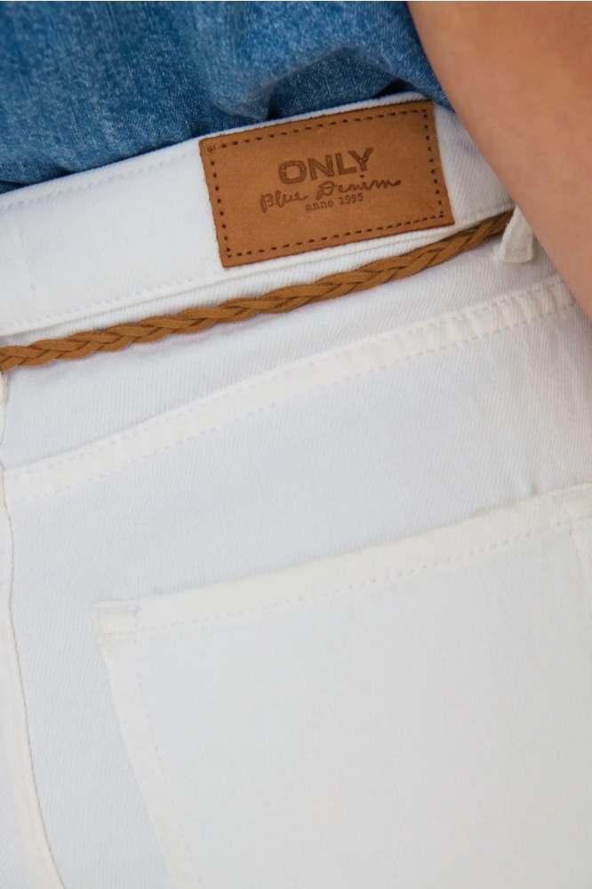 Only witte dames korte broek | Kleurstaal