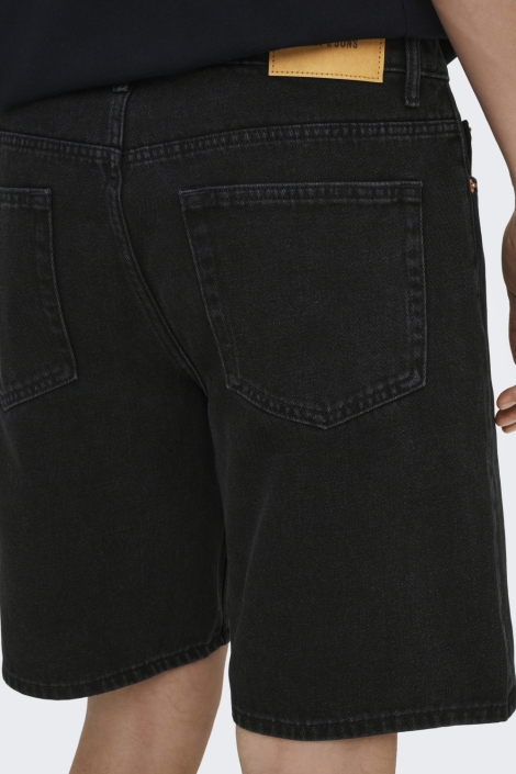 Only & Sons zwarte heren korte broek | Close up