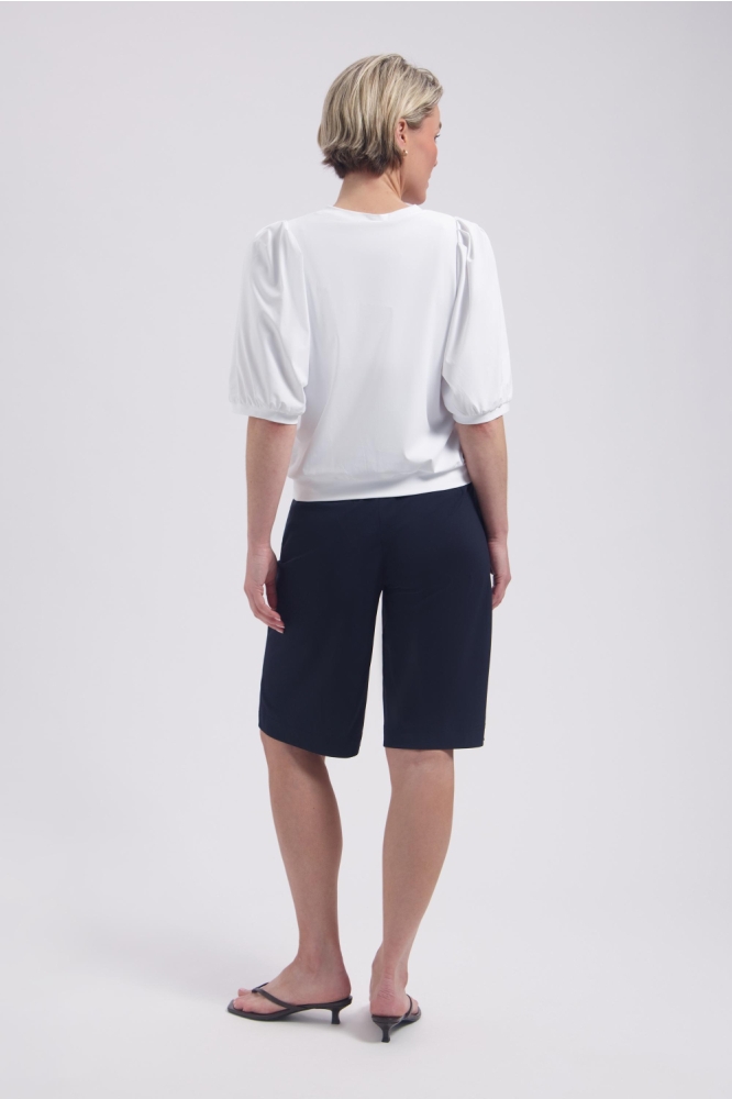Lady Day blauwe dames korte broek | Model achteraanzicht