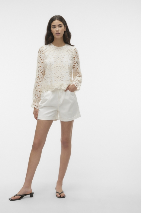 Vero Moda witte dames korte broek | Model