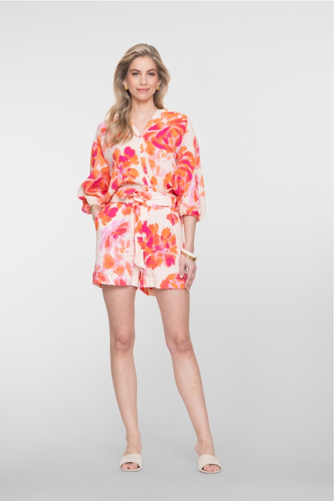 Geisha beige dames korte broek | Model