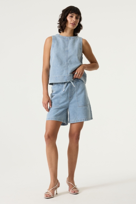 Garcia blauwe dames korte broek | Model