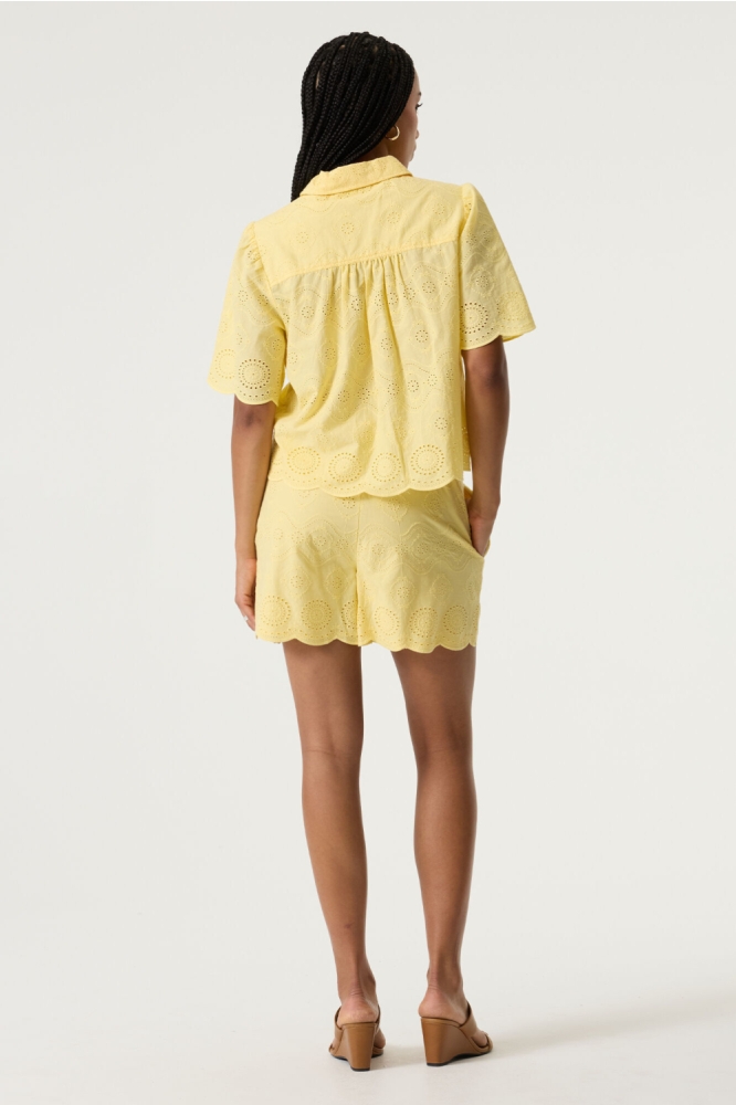 Garcia gele dames korte broek | Model