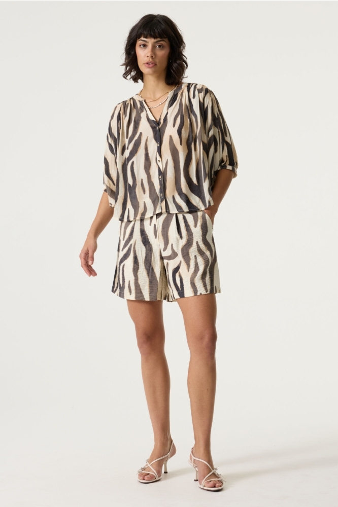 Garcia beige dames korte broek | Model