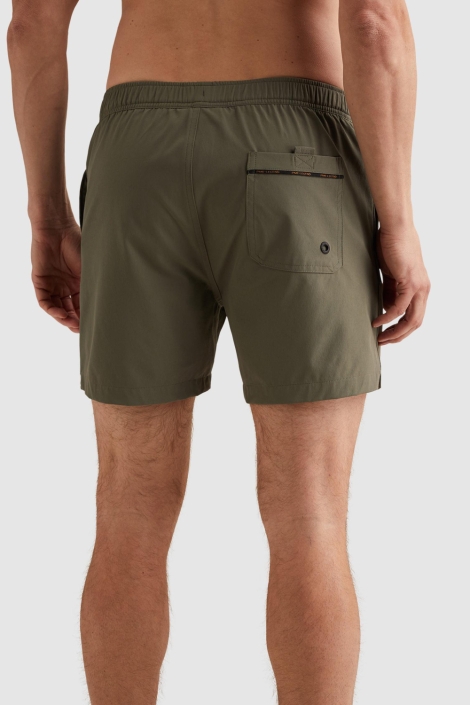 PME legend groene heren korte broek | Model achteraanzicht