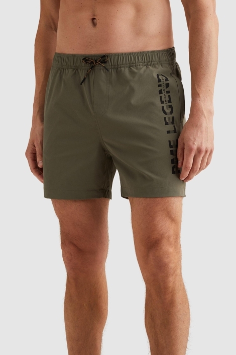 PME legend groene heren korte broek | Model zijaanzicht