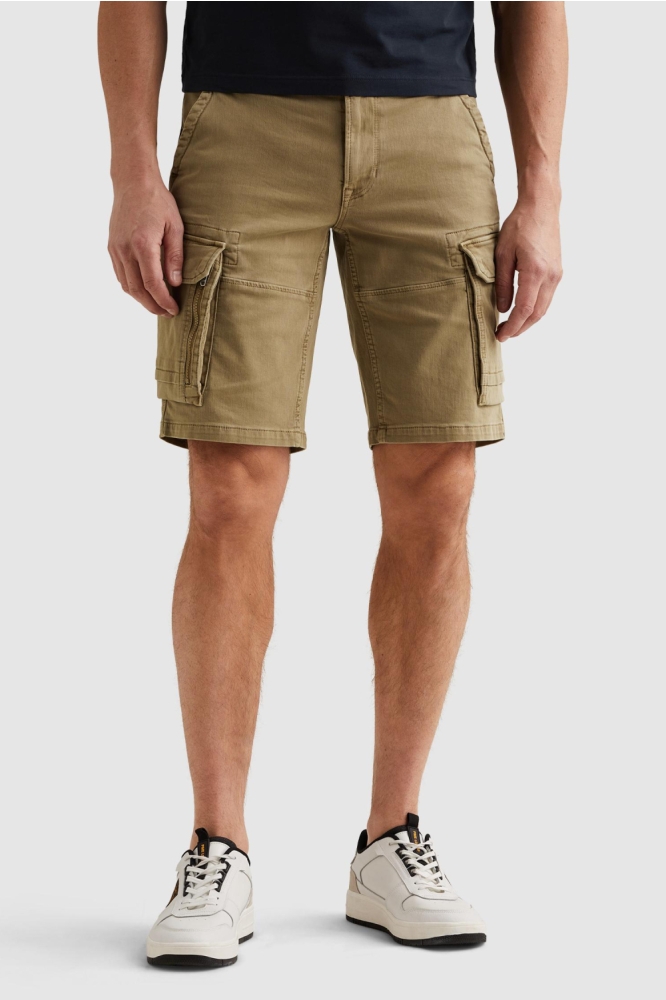 PME legend camel heren korte broek | Model vooraanzicht