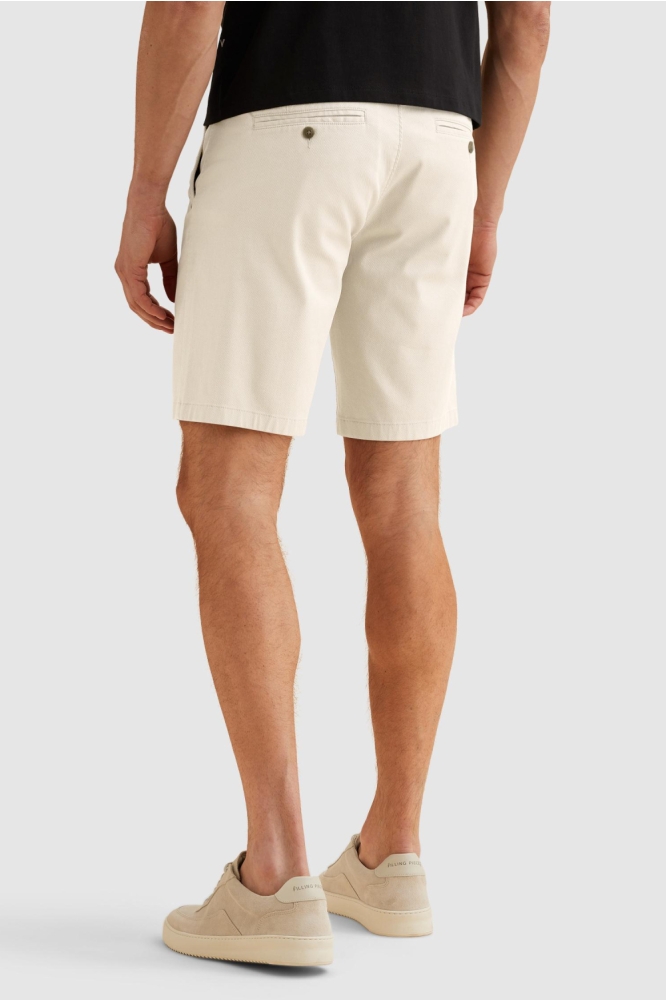Vanguard witte heren korte broek | Model achteraanzicht