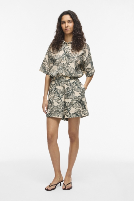 Vila beige dames korte broek | Model