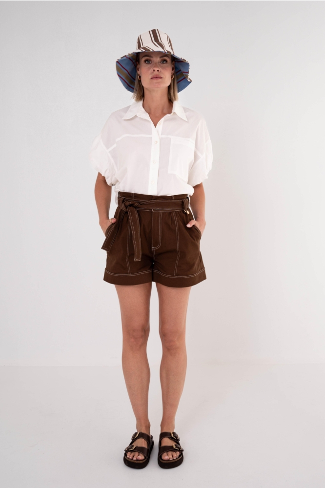 Zizo bruine dames korte broek | Model
