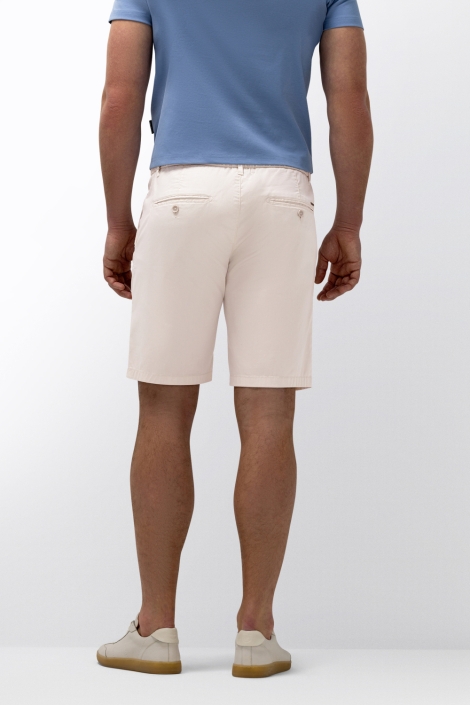 State of Art ecru heren korte broek | Model achteraanzicht