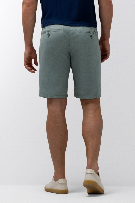 State of Art groene heren korte broek | Model achteraanzicht
