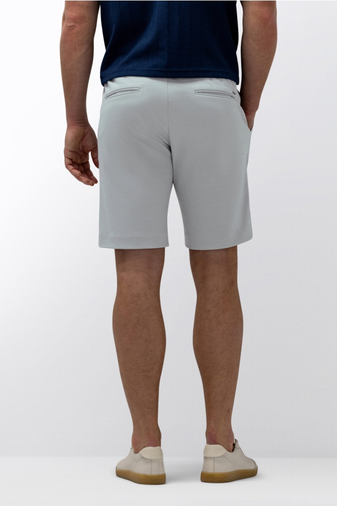 State of Art groene heren korte broek | Model achteraanzicht