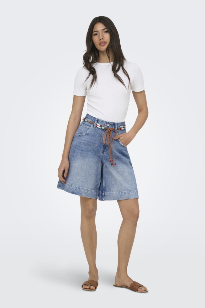 Only blauwe dames korte broek | Model