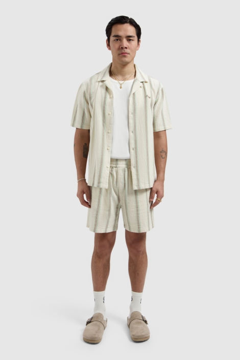 Pure Path ecru heren korte broek | Model