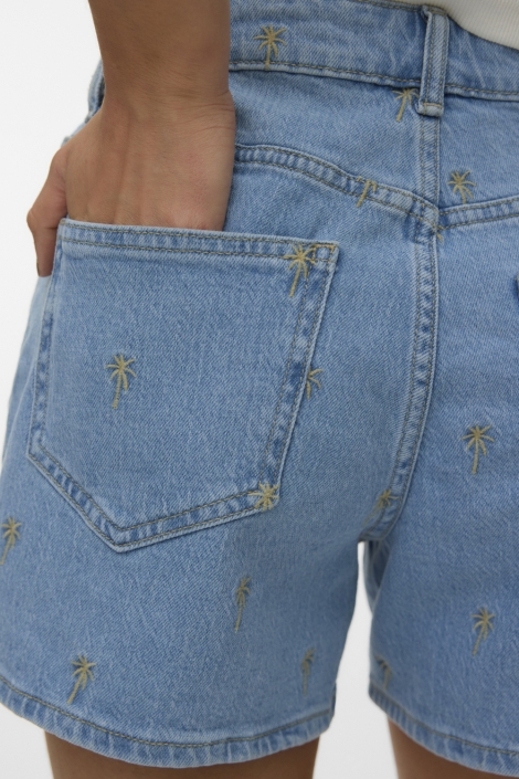 Vero Moda blauwe dames korte broek | Close up