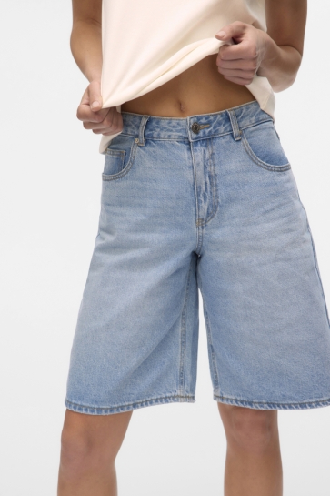 Vero Moda Broek VMRAILA MR DENIM JORTS NOOS 10334376 LIGHT BLUE DENIM