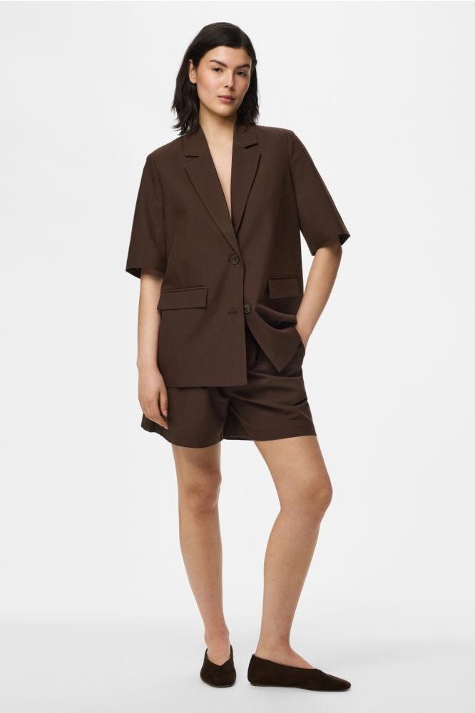 Pieces bruine dames korte broek | Model