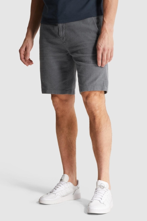 Cast Iron grijze heren korte broek | Model zijaanzicht