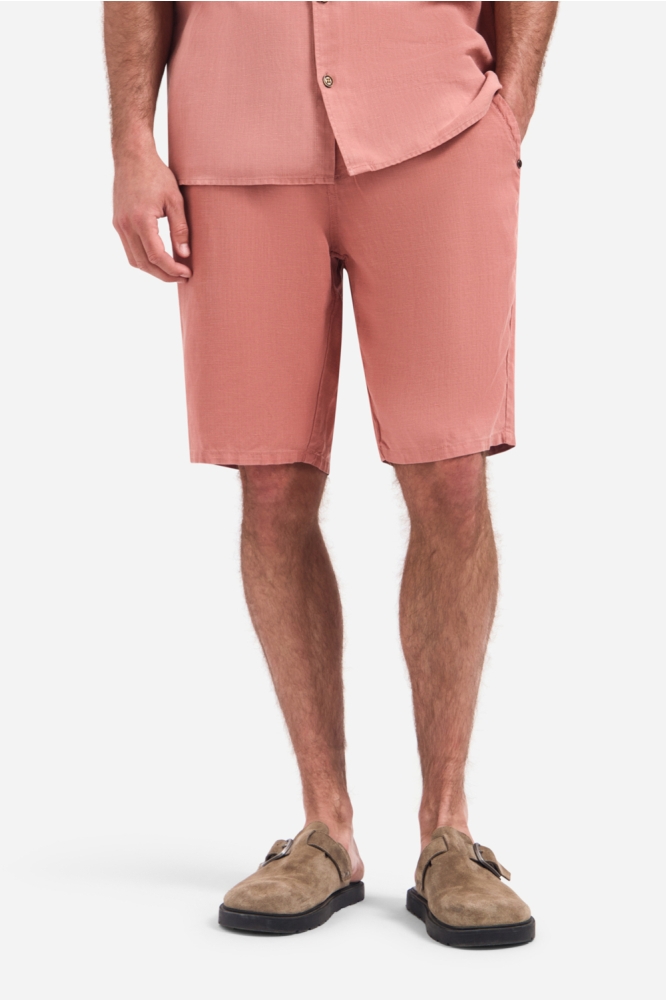 NO-EXCESS roze heren korte broek | Model vooraanzicht