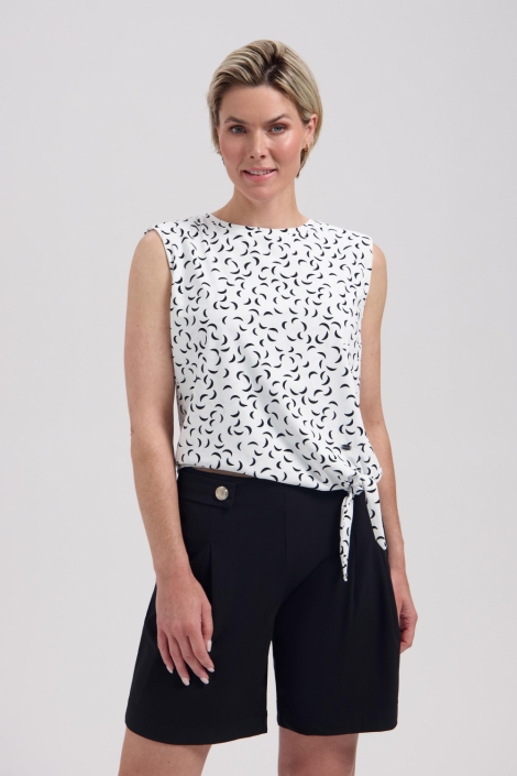 Lady Day zwarte dames korte broek | Model