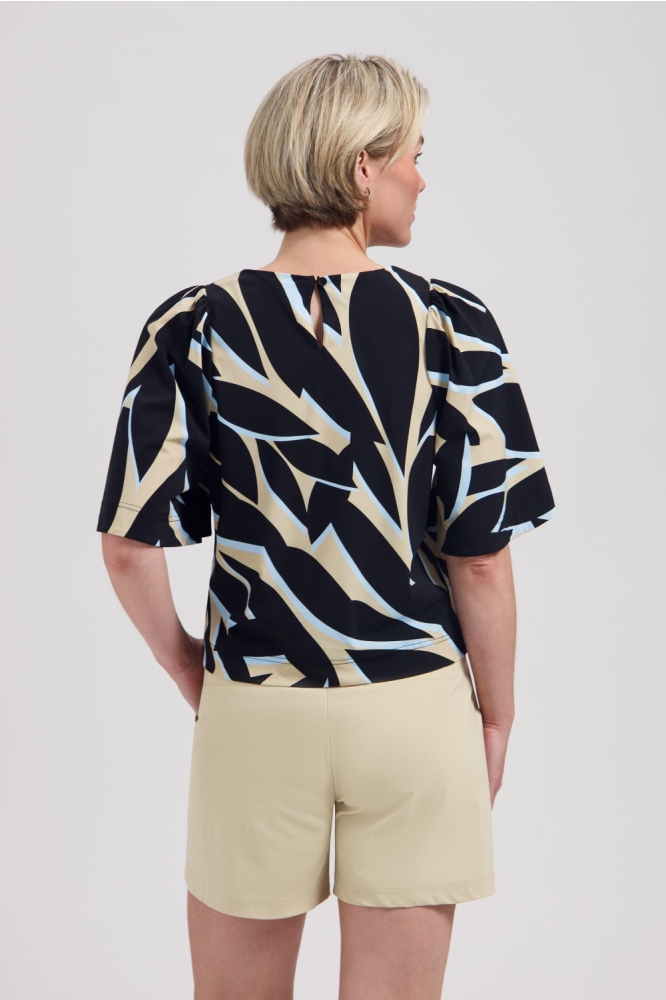 Lady Day beige dames korte broek | Model achteraanzicht