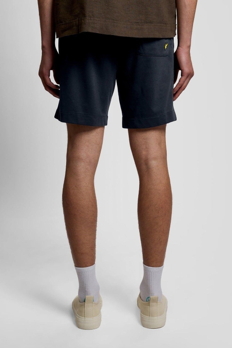 Lyle & Scott blauwe heren korte broek | Model achteraanzicht